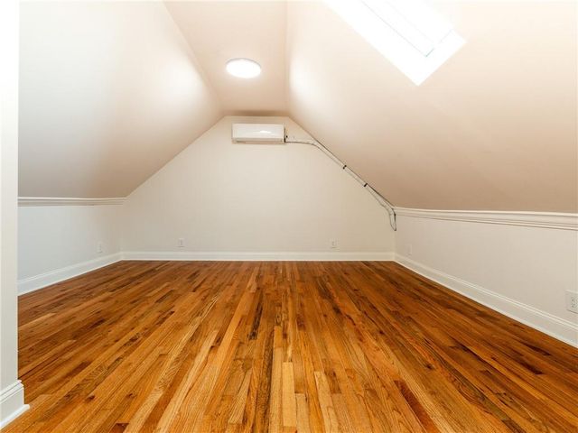 421 E 69th Terrace, Kansas City, MO 64131
