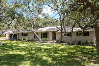 206 Yosemite Dr, San Antonio, TX 78232
