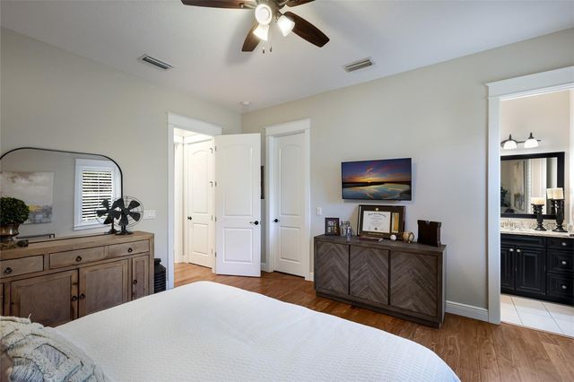 9702 18TH DRIVE NW, Bradenton, FL 34209