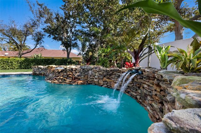 9702 18TH DRIVE NW, Bradenton, FL 34209