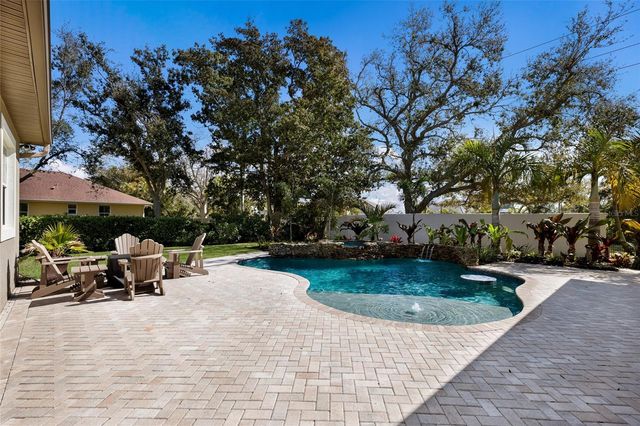 9702 18TH DRIVE NW, Bradenton, FL 34209