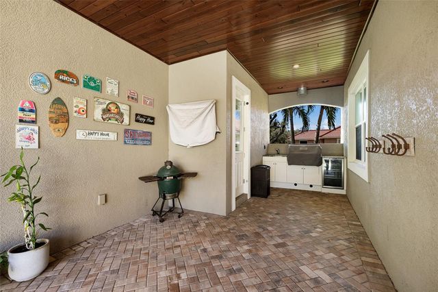 9702 18TH DRIVE NW, Bradenton, FL 34209