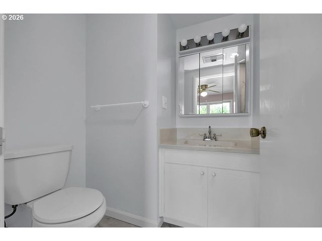 3095 DAPPLE Way, Eugene, OR 97401