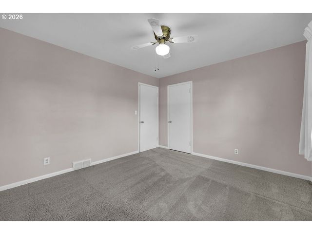 3095 DAPPLE Way, Eugene, OR 97401