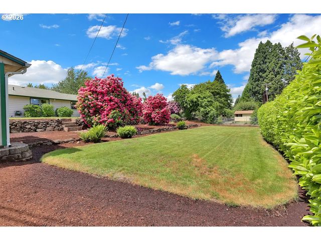 3095 DAPPLE Way, Eugene, OR 97401