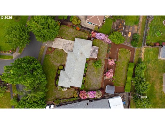 3095 DAPPLE Way, Eugene, OR 97401