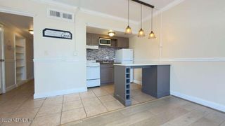311 W ASHLEY Street 1111, Jacksonville, FL 32202