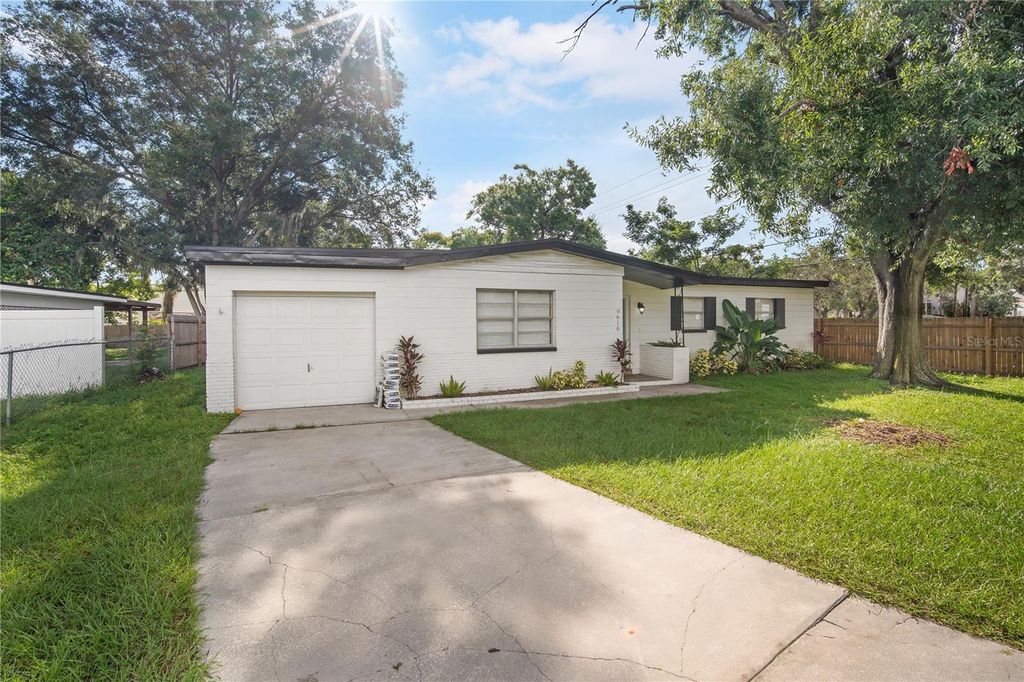 9618 PINE RIDGE AVENUE, Riverview, FL 33578