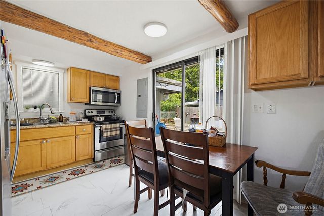 35835 13th Avenue SW, Federal Way, WA 98023