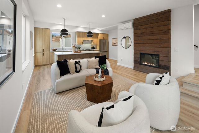 932 NW 58th Street, Seattle, WA 98107