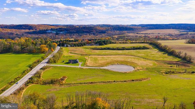 4025 ROLLING MEADOW CT, York, PA 17408