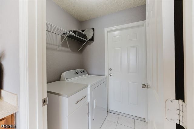 1926 SE 12th TER, Cape Coral, FL 33990