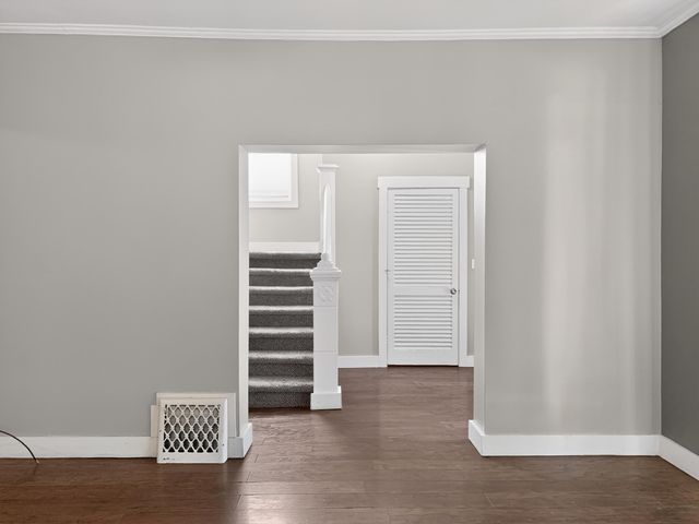 2040 AVENUE A, Council Bluffs, IA 51501