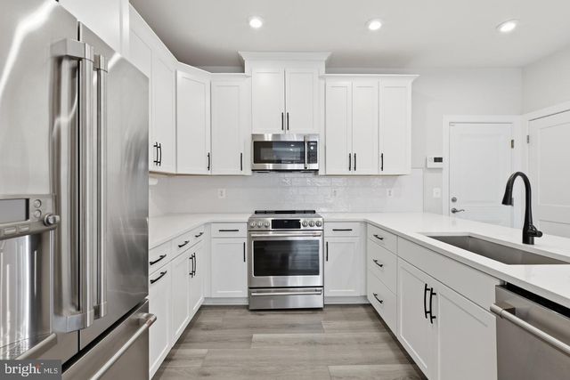 43728 TRANSIT SQ, Ashburn, VA 20147