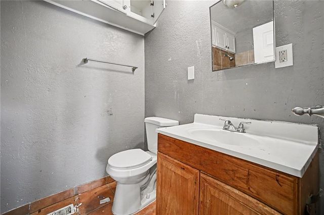 5942 Wabash Avenue, Kansas City, MO 64130