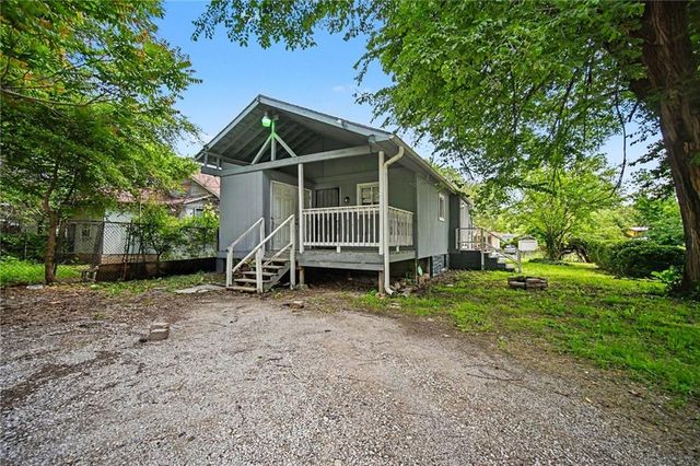 5942 Wabash Avenue, Kansas City, MO 64130