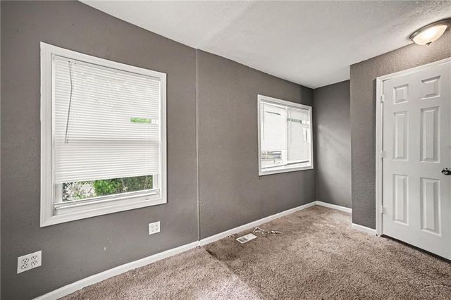 5942 Wabash Avenue, Kansas City, MO 64130