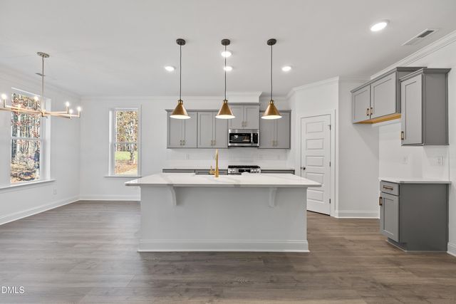 93 W Victoria Ridge Drive 30, Selma, NC 27576