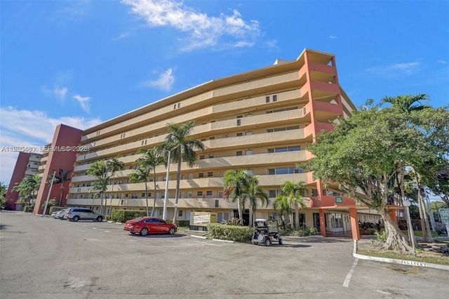 1750 NE 191st St 125-4, Miami, FL 33179