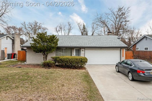 21821 Concord Street, Southfield, MI 48076