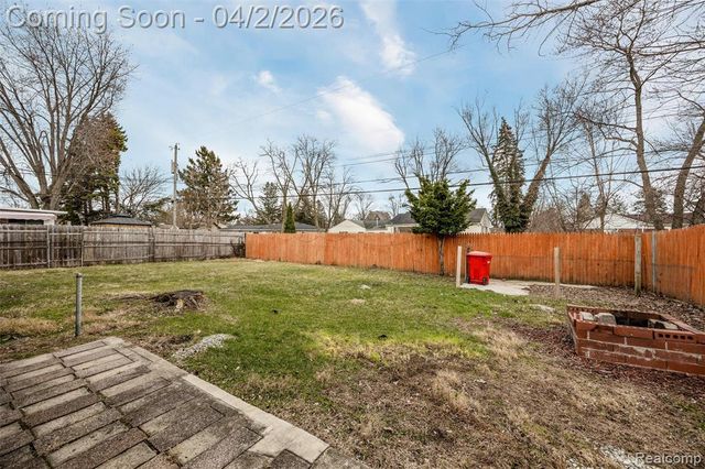 21821 Concord Street, Southfield, MI 48076