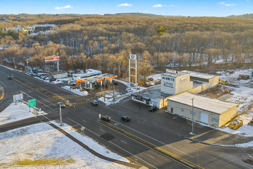 223 Winthrop Avenue, Lawrence, MA 01843