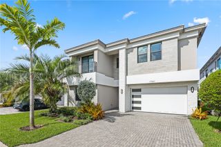 17041 Teton River Rd, Boca Raton, FL 33496