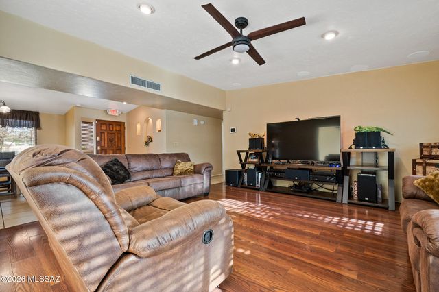 2152 S Harrison Road, Tucson, AZ 85748