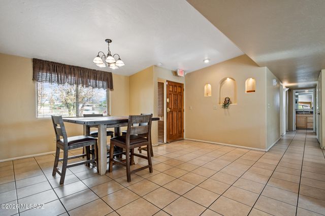 2152 S Harrison Road, Tucson, AZ 85748
