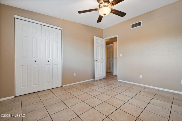 2152 S Harrison Road, Tucson, AZ 85748