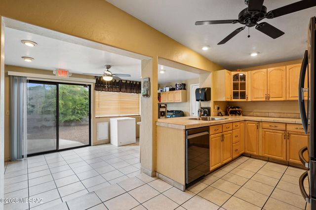 2152 S Harrison Road, Tucson, AZ 85748