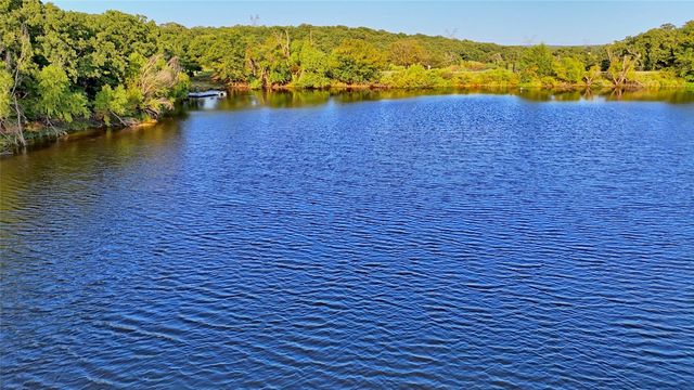 182 PR 295, Bowie, TX 76230