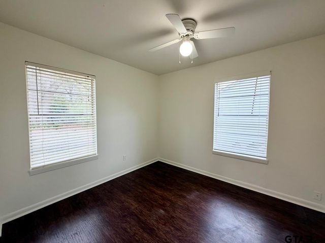 2916 Crestview Ave, Tyler, TX 75701