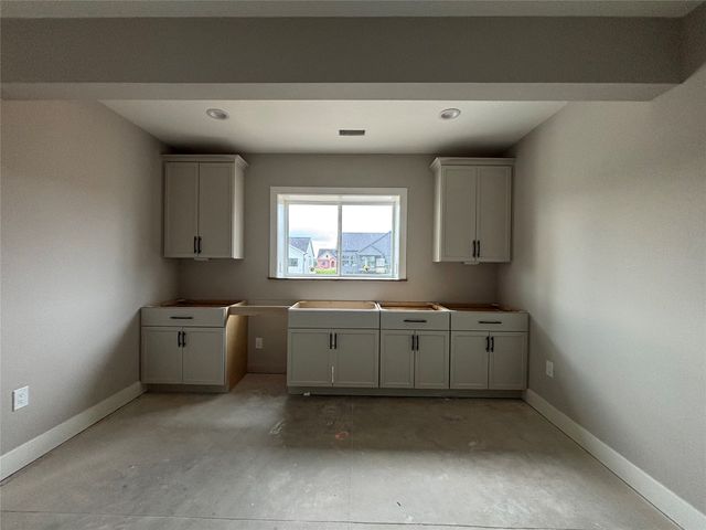 1387 S Lotus Place, West Des Moines, IA 50266