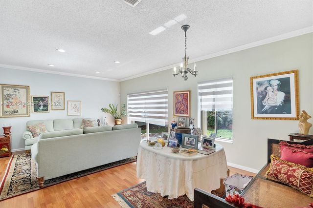 14515 SW 139th Ave Circle E, Miami, FL 33186