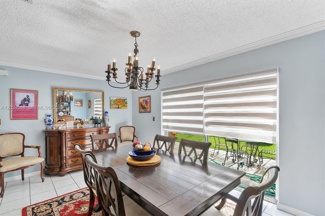 14515 SW 139th Ave Circle E, Miami, FL 33186