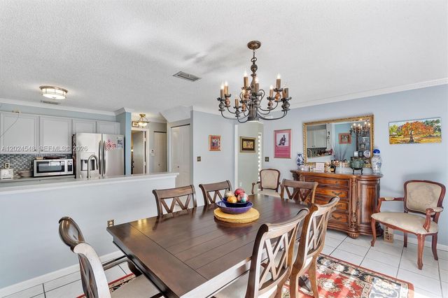 14515 SW 139th Ave Circle E, Miami, FL 33186