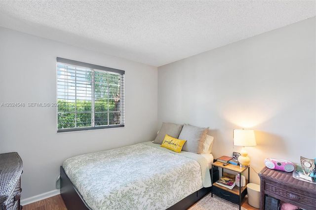 14515 SW 139th Ave Circle E, Miami, FL 33186