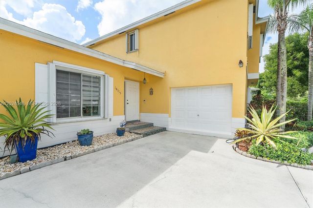 14515 SW 139th Ave Circle E, Miami, FL 33186