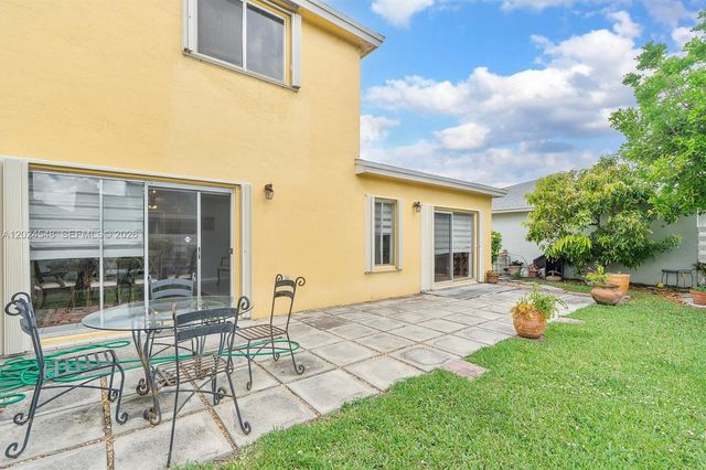 14515 SW 139th Ave Circle E, Miami, FL 33186