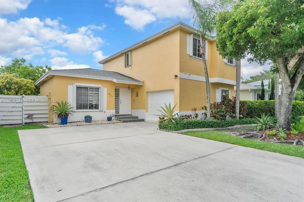 14515 SW 139th Ave Circle E, Miami, FL 33186