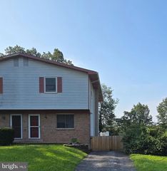 7761 JEFFERSON ST, Hummelstown, PA 17036