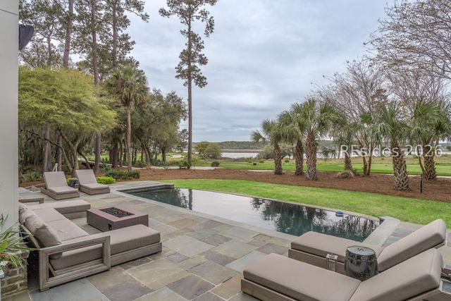 26 Plum Thicket Rd, Bluffton, SC 29910