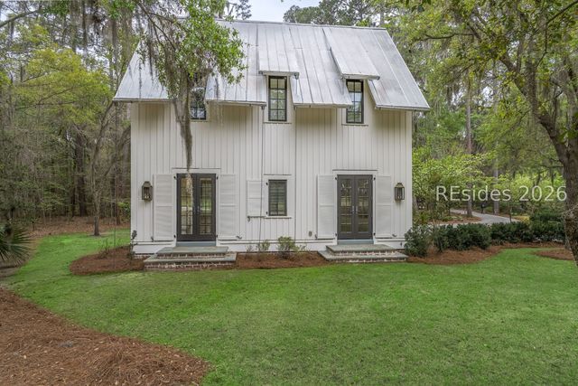 26 Plum Thicket Rd, Bluffton, SC 29910