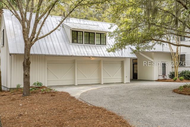 26 Plum Thicket Rd, Bluffton, SC 29910