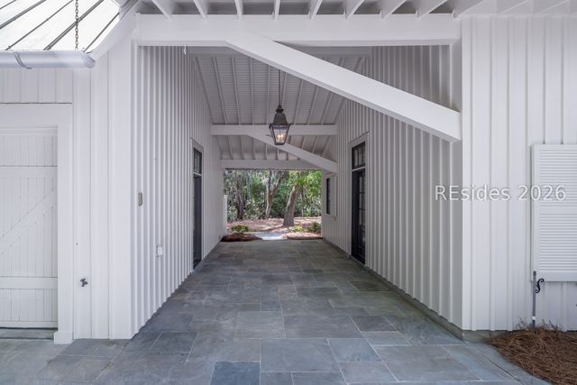 26 Plum Thicket Rd, Bluffton, SC 29910