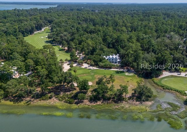 26 Plum Thicket Rd, Bluffton, SC 29910
