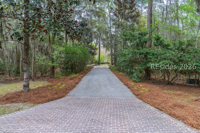 26 Plum Thicket Rd, Bluffton, SC 29910