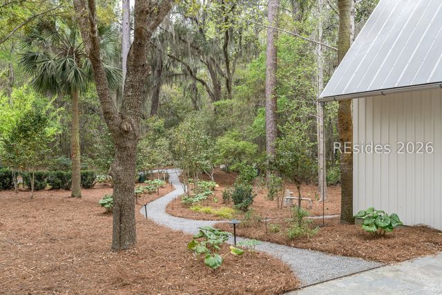 26 Plum Thicket Rd, Bluffton, SC 29910