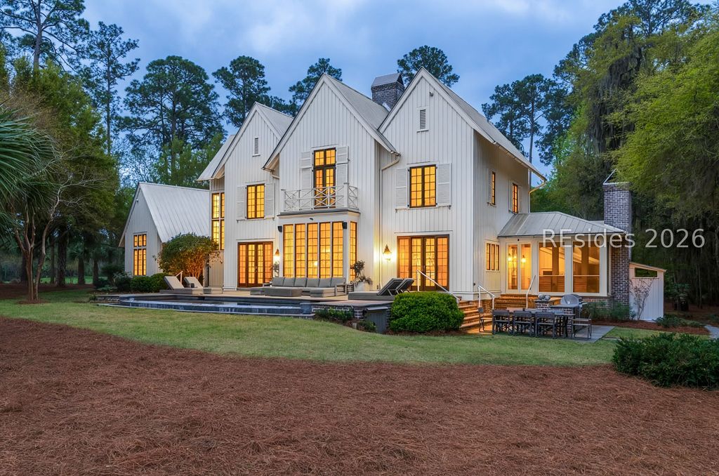 26 Plum Thicket Rd, Bluffton, SC 29910